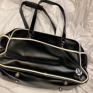 Leather bowling bag